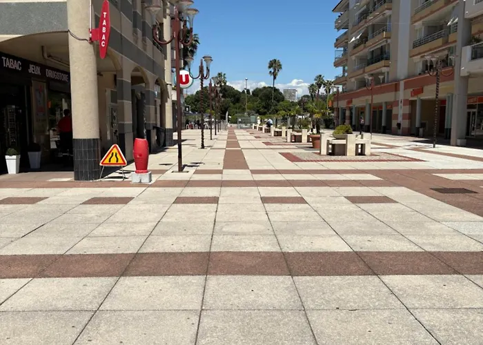 La Des Pins Juan-les-Pins